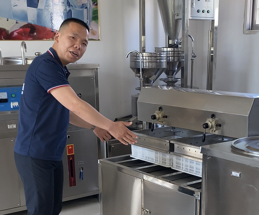 小型豆腐機啟動成型 小型豆腐機啟動成型