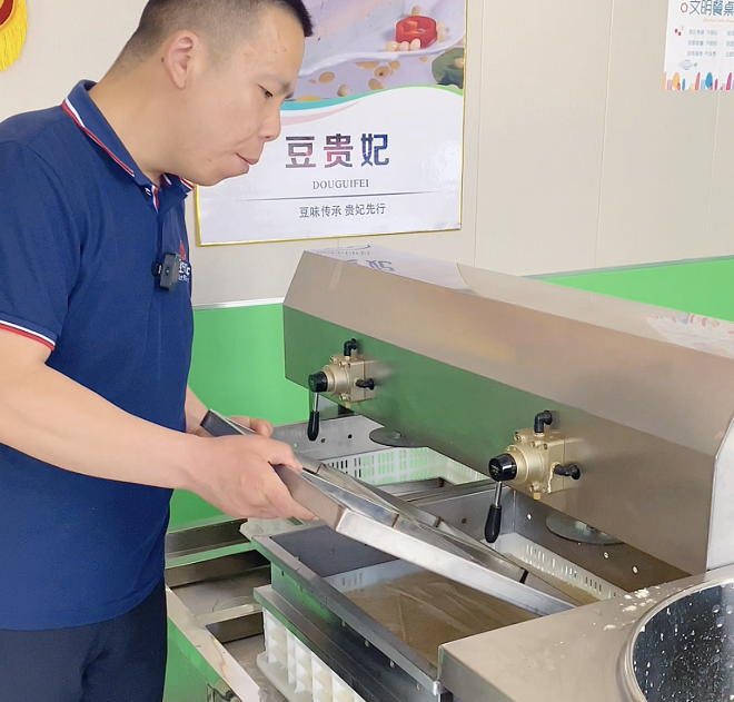 豆腐機(jī)怎么做豆腐