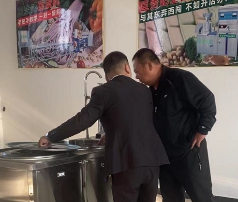 怎么使用豆腐皮機做干豆腐